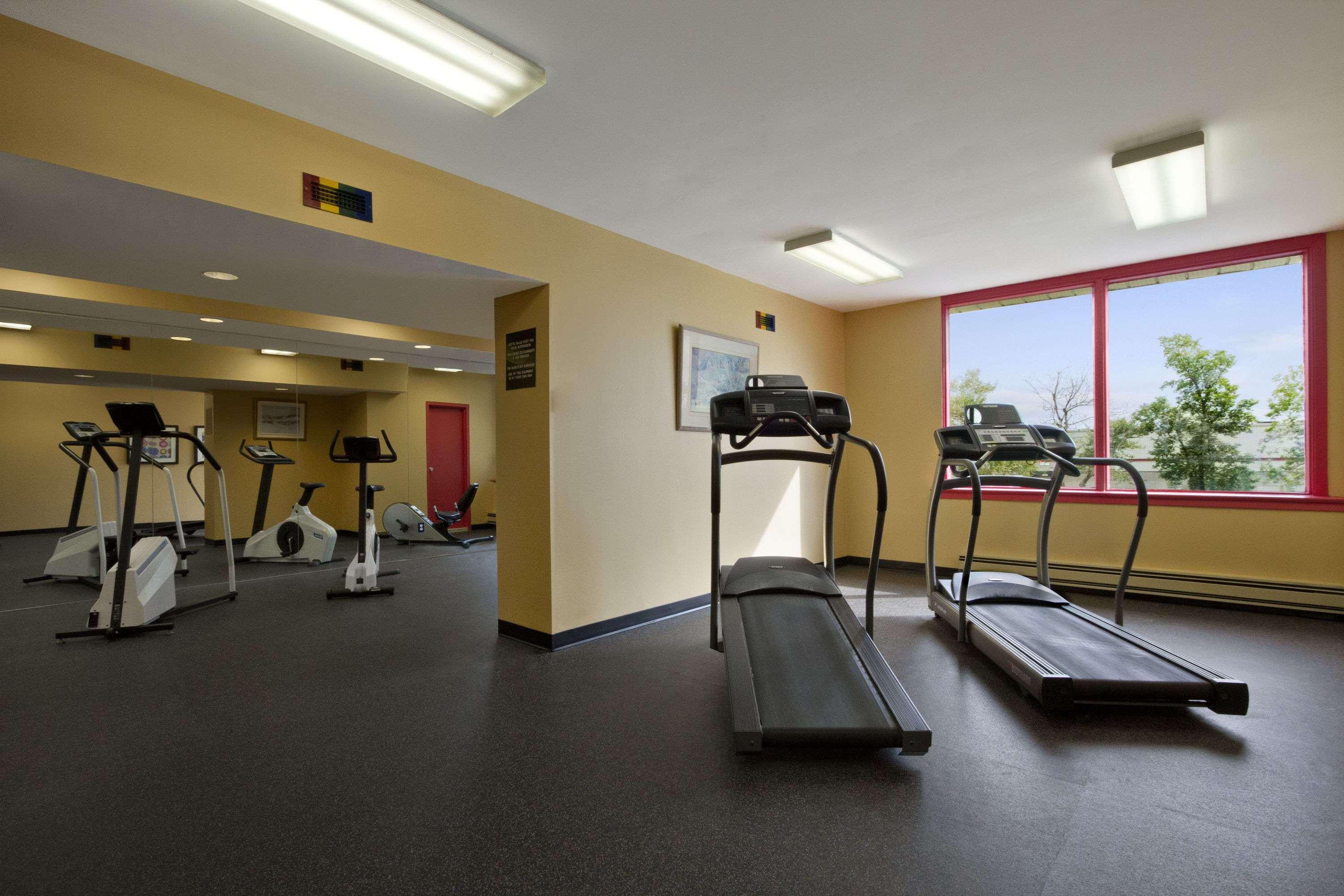 Park Inn Hotel Montreal Airport Dorval Exterior foto
