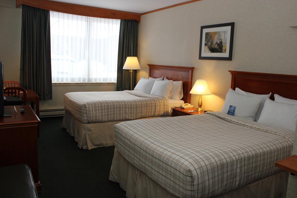 Park Inn Hotel Montreal Airport Dorval Exterior foto
